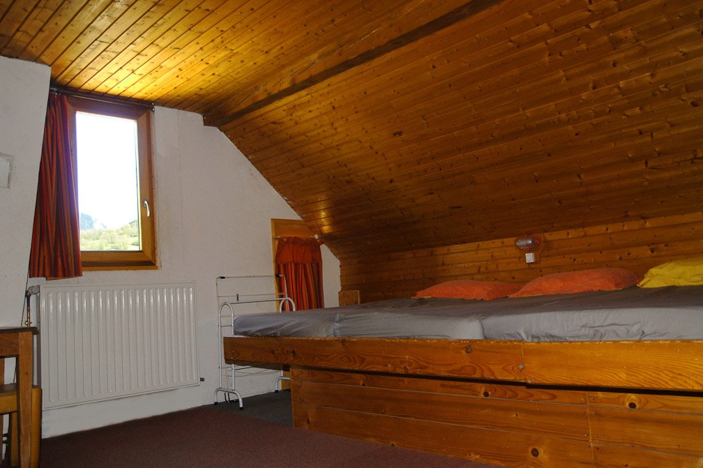 2ème étage : 2è partie - 4 lits côte à côte